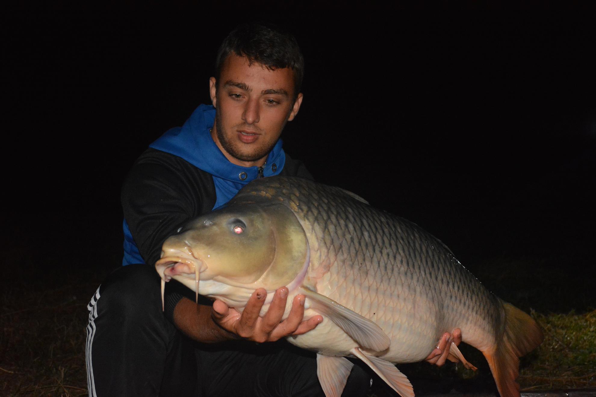 Hermes Peris 13.09.2014 - Captura...Crap comun 15.5 kg :)